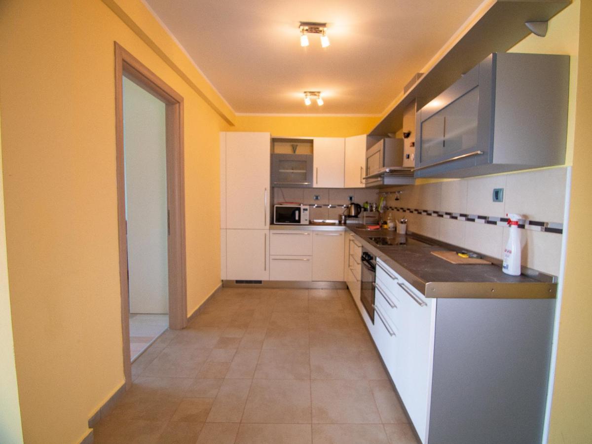 Mum'S Apartment Petrovac Exterior photo